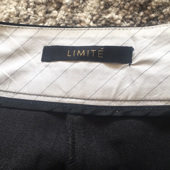LIMITE Black Dress Shorts Bermuda - Picture 3 of 5